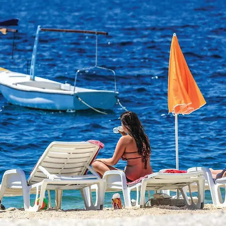 Apartament Two-bedroom With Sea View In Okrug Gornji Trogir