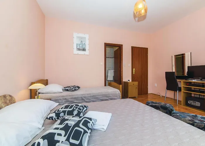 Two-bedroom With Sea View In Okrug Gornji Appartement Trogir